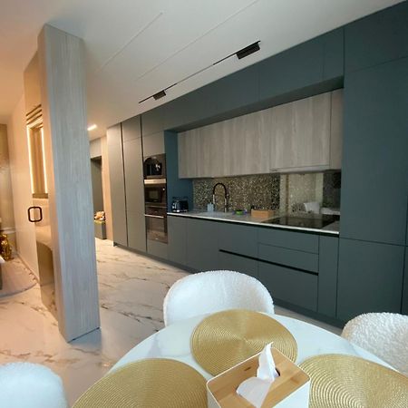 Rst Apartments Cluj Napoca Buitenkant foto