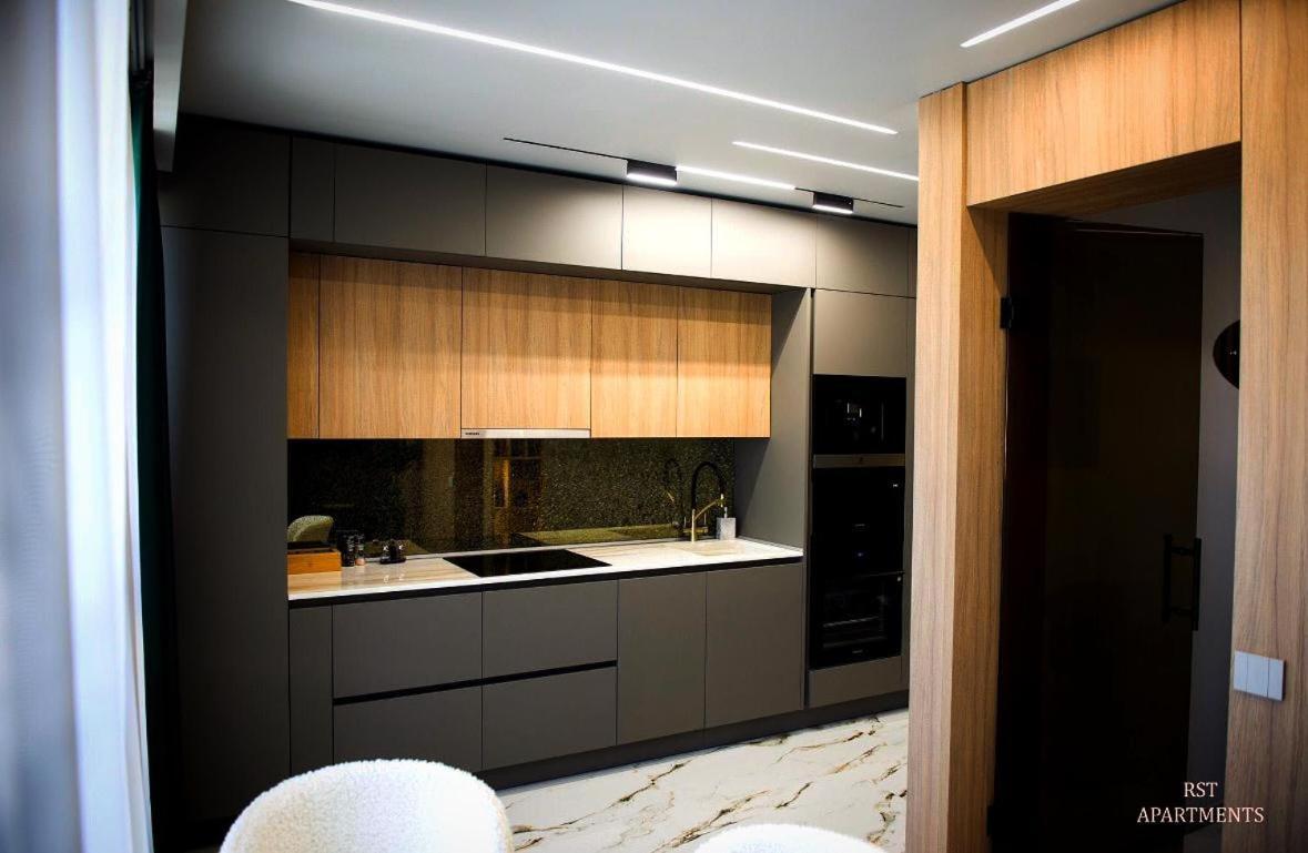 Rst Apartments Cluj Napoca Buitenkant foto